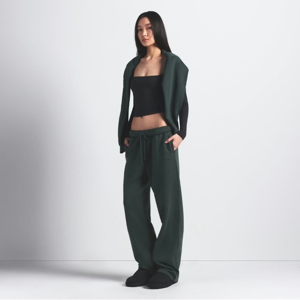 🍃 Skims Cotton Fleece Classic Straight Leg Pants Spruce Limited Edition Color‼️